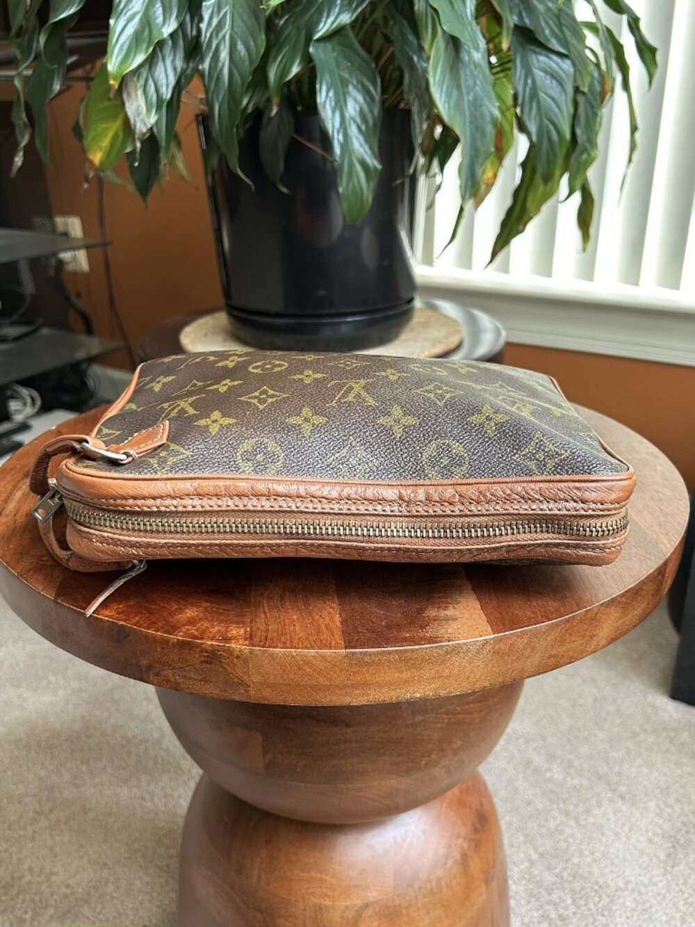 LOUIS VUITTON Monogram Pouch Clutch Wristlet - Picture 6 of 13